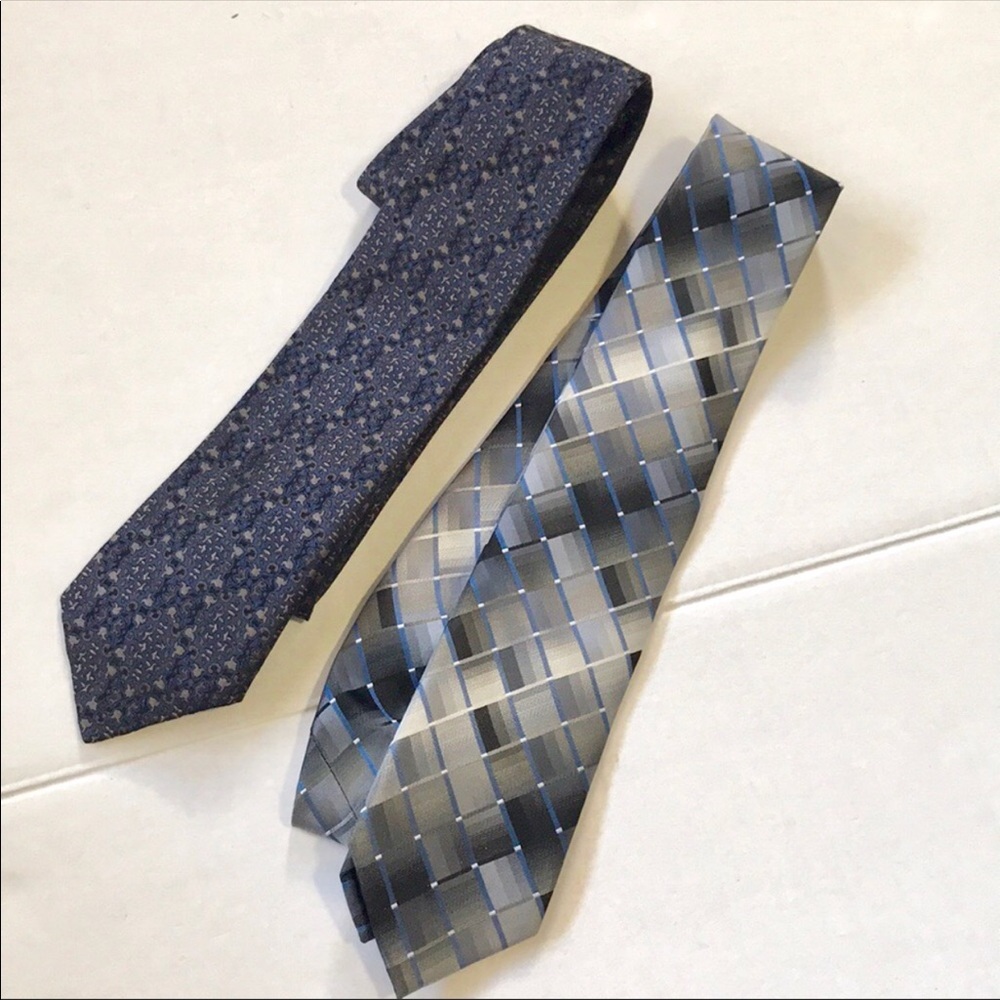Lot of 2 men’s silk ties